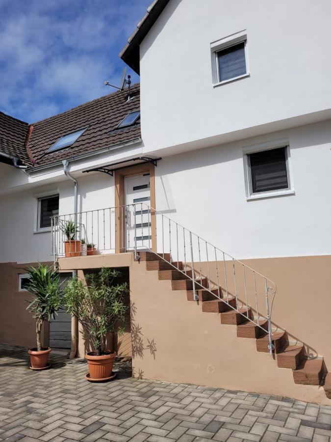 אטנהיים Ferienwohnung Oestreich מראה חיצוני תמונה