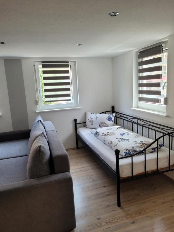 אטנהיים Ferienwohnung Oestreich מראה חיצוני תמונה