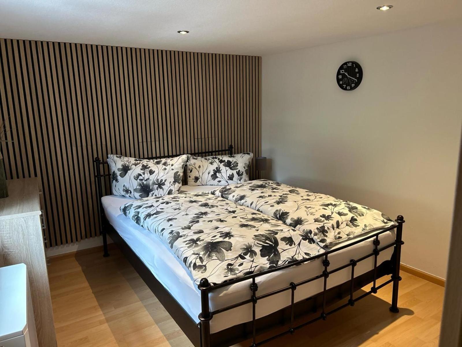 אטנהיים Ferienwohnung Oestreich מראה חיצוני תמונה
