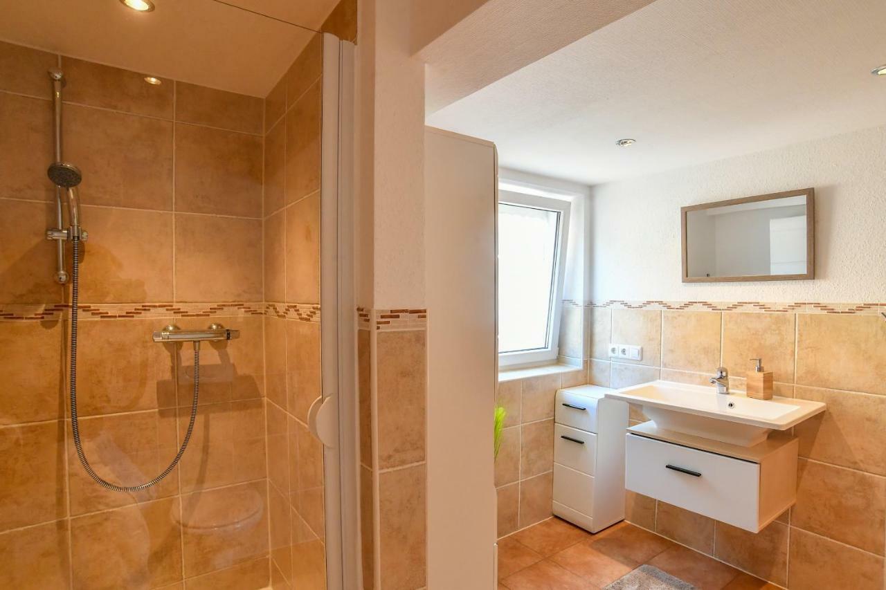 אטנהיים Ferienwohnung Oestreich מראה חיצוני תמונה